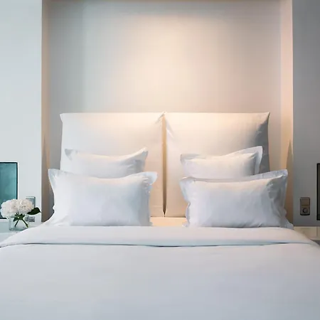 1k Hotel