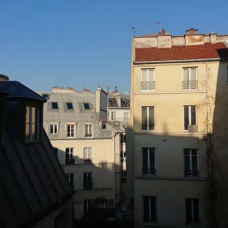 1k 4* Parigi